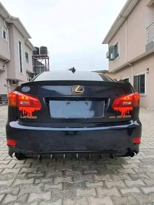 A picture of Lexus Is250