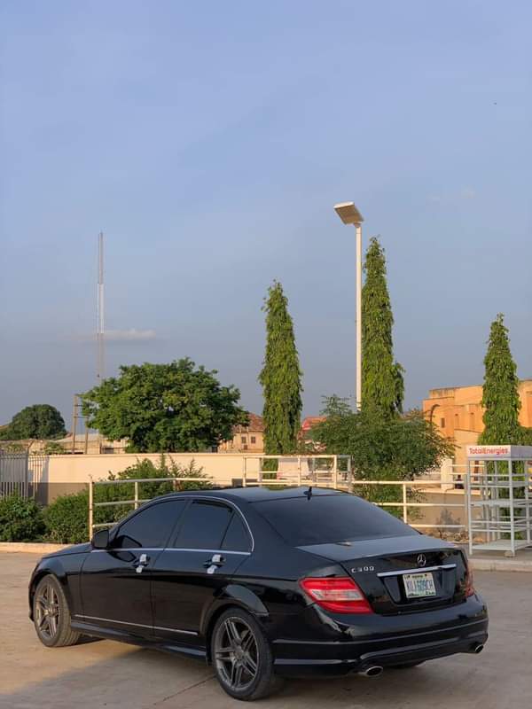 A picture of DISTRESS SALE Mercedes Benz C300 Year 2008 Features Active Sunroof