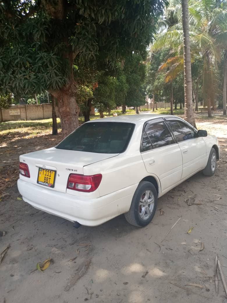 A picture of Toyota carina ti