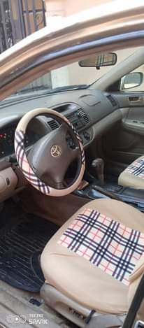 A picture of Camry 2004
