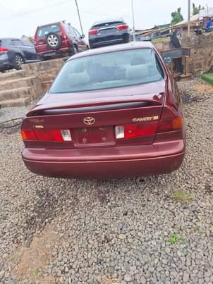 A picture of 2001 Toyota Camry 2001