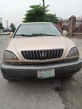 A picture of Lexus Rx 300