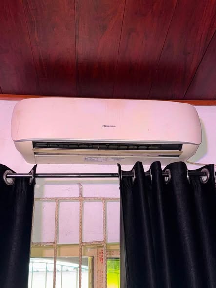 A picture of 1 5 horsepower non inverter 170k WARRI 08057367599