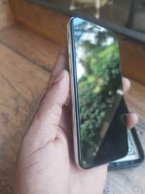 A picture of Iphone X