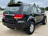 A picture of Toyota fortuner Bei 55milion Contact 0759181814 year 2008 cc 2400