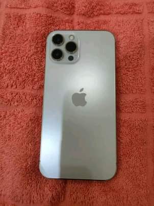 A picture of Iphone 12 pro max 128gb available