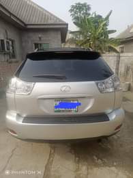 A picture of Rx 330 2005 Buy and cruise 6 5m Agent commission