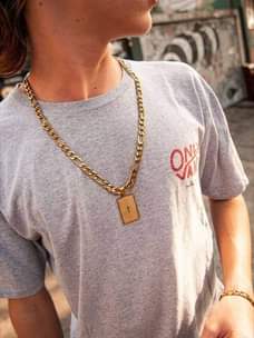 A picture of Stainless Men gold chain
