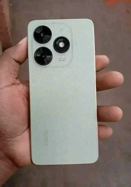 🇲🇼 M.