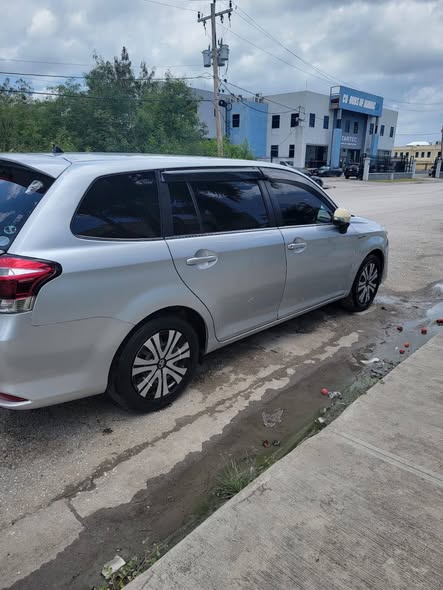 toyota fielder