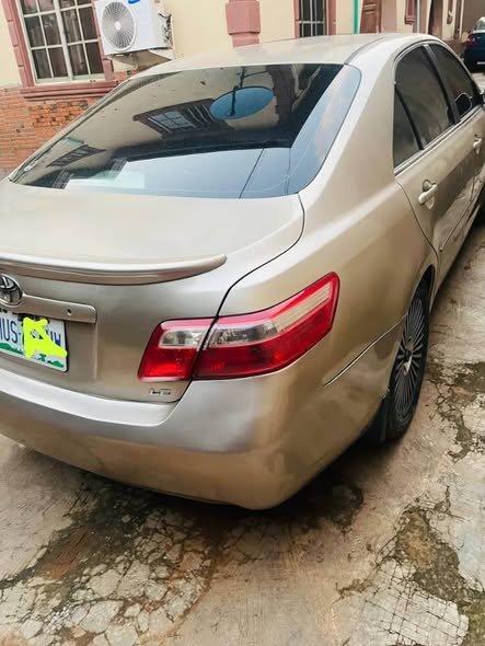 A picture of Camry 2008 partially first body