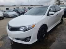 A picture of Toyota camry 2014 toks