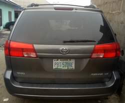 A picture of Toyota Sienna