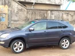 A picture of Neatly used Lexus Rx330 for sale engine and gear is