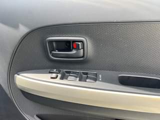 A picture of 2003 Toyota IST