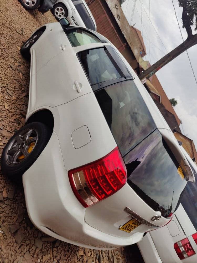 A picture of 2008 Toyota wish