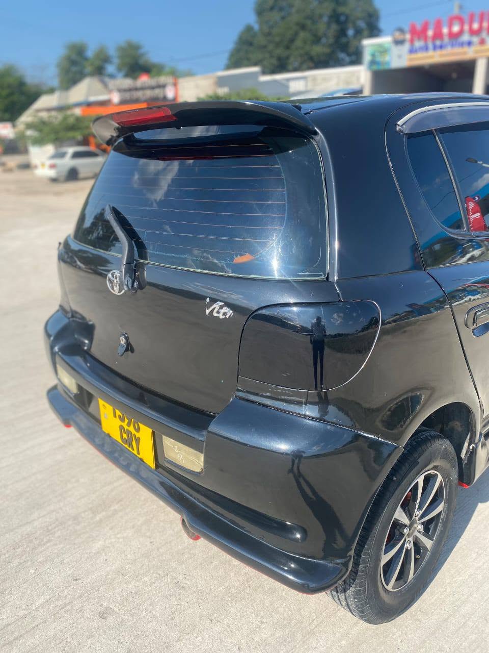 A picture of VITZ OLD MODEL BEI 6 8M FULL DOCUMENT FULL AC