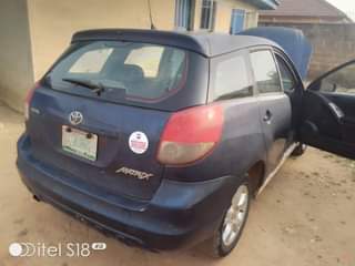 A picture of 2004 Toyota Matrix 08069525376