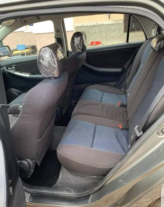 A picture of Brand TOYOTA Model COROLLA OBAMA Year 2005 Transmission Automatic Price
