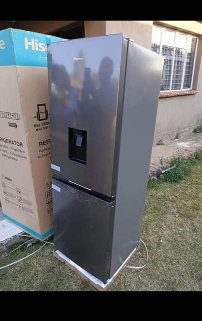 classifieds/fridges