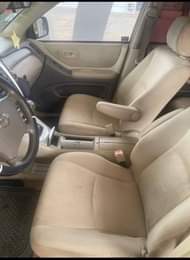 A picture of Register Toyota Highlander 06 4 plug 2022 entry registered 2023