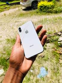 A picture of IPHONE XON SALE