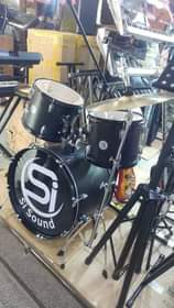 A picture of Music instruments 0708392737