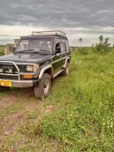 A picture of 1999 TOYOTA PRADO 2