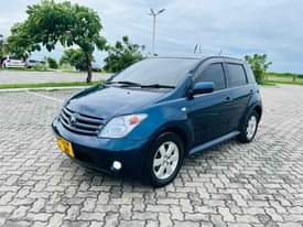 A picture of TOYOTA IST