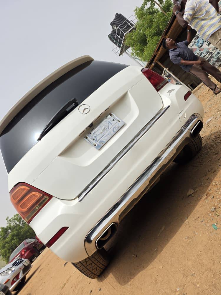 A picture of Mad Dealer Deal Benz GLK350 4matic 2015 on belt Model