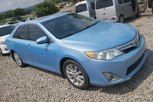 A picture of Distress Sale 2012 Foreign Used Toyota Camry