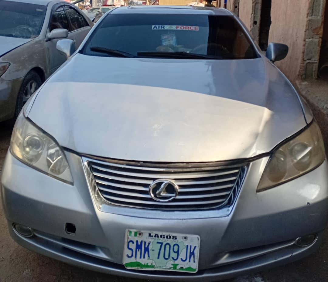 A picture of Es350 Lexus