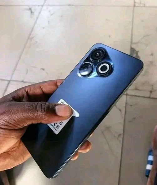A picture of Infinix smart 10 internal 64gb ram 4 Haina kipengele camera