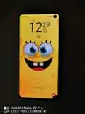 A picture of Samsung Galaxy S10 duos at 400k Slight crack 128GB 8GB