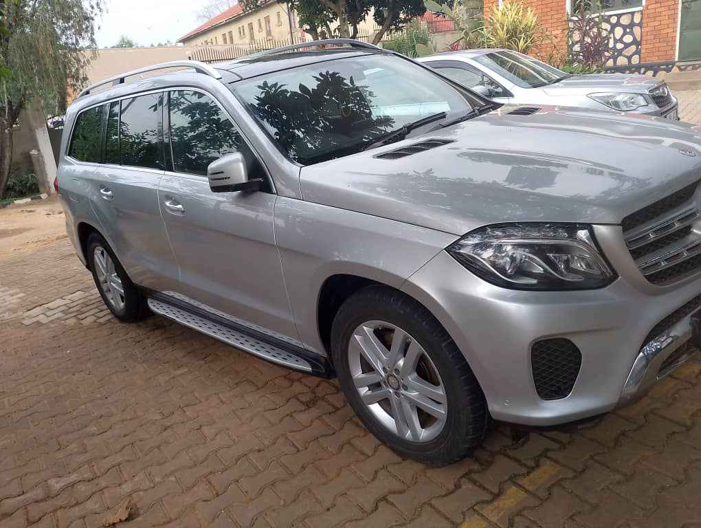 A picture of Mercedes Benz GLS 2017 model 3500 CC Petrol