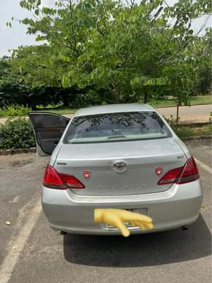 A picture of Toyota Avalon 2007 very neat and good condition available for