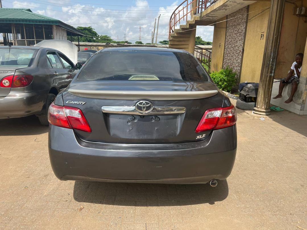 A picture of Toyota Camry 08model