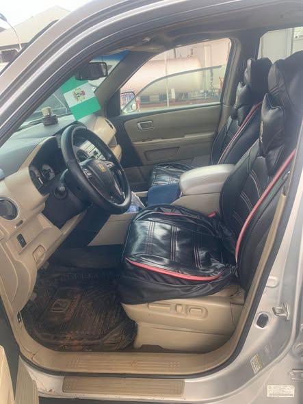A picture of 2011 Pilot honda pilot