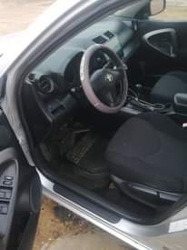 A picture of 2006 model Rav4 up for sale interested buyers only