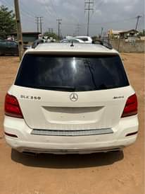 A picture of GLK 350 2010