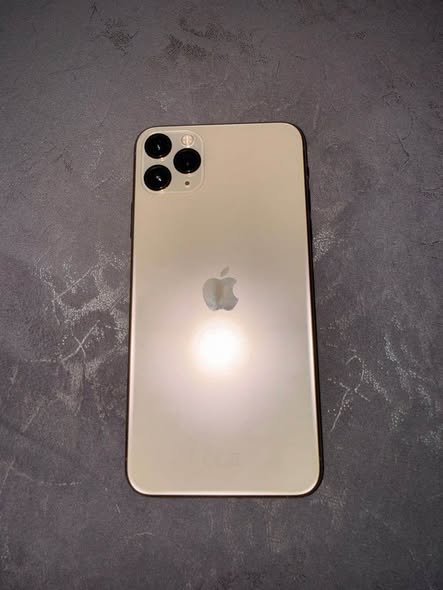 A picture of iphone 11 pro max