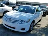 A picture of TOKUNBO Toyota Camry 2010 model Fully pimped with white and