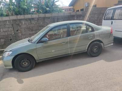 A picture of Honda Civic 2004