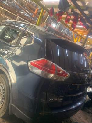 A picture of Nissan Rogue qashqai xtrail murano parts available 00971523530343