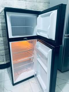 A picture of Delta Fridge Lita 150 Bei 480 000 mpya sanaaa 0716691688