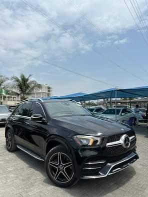 A picture of CNERSTNE CAS LAGOS DEAL Foreign used 2020 GLE450 AMG KIT130M