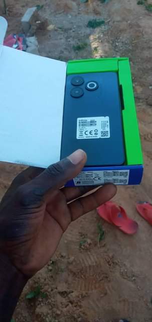 A picture of infinix smart8