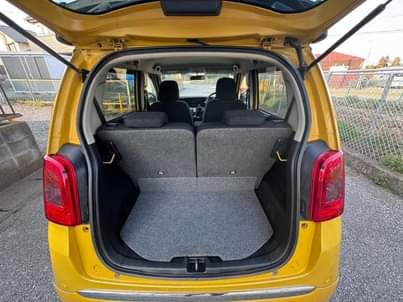 A picture of 2013 Honda Premium With Back Camera