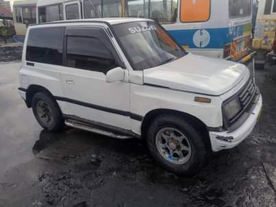 suzuki escudo