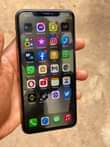 A picture of iPhone Xsmax 256gb Face ID Swapping is allowed